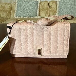 “Chic and Sophisticated Beige Wallet for Women”